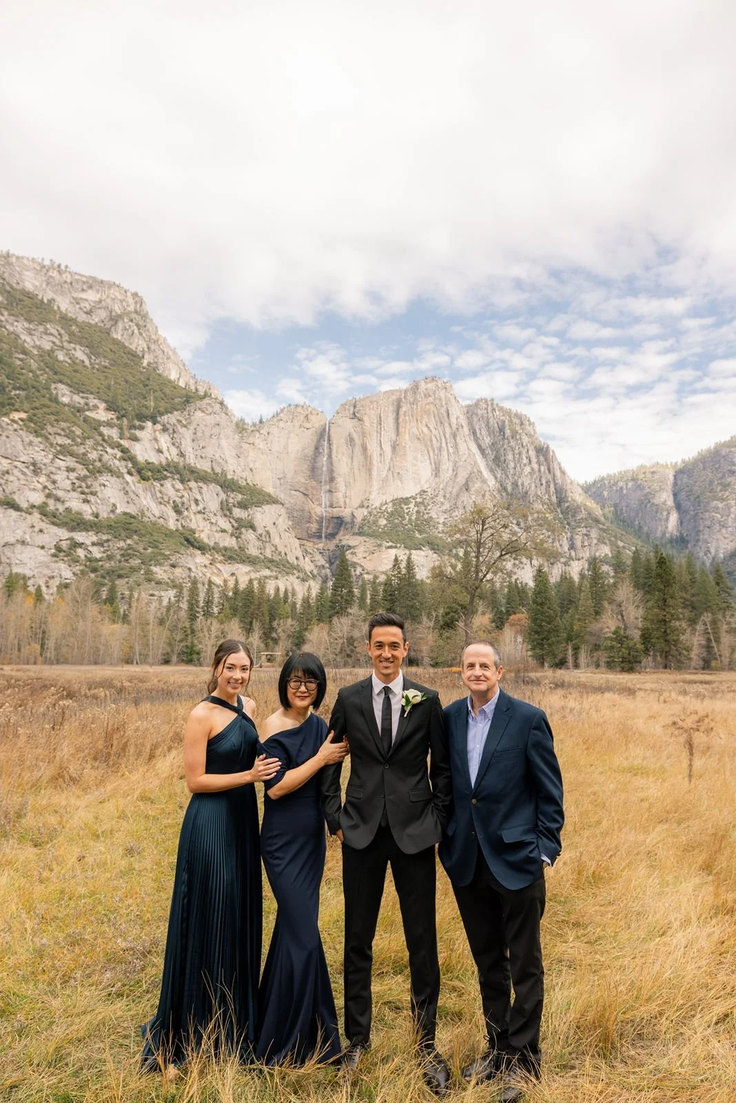 fall-wedding-yosemite-valley19.jpg