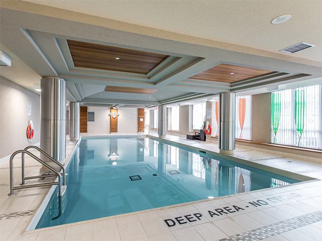 Pool.jpg