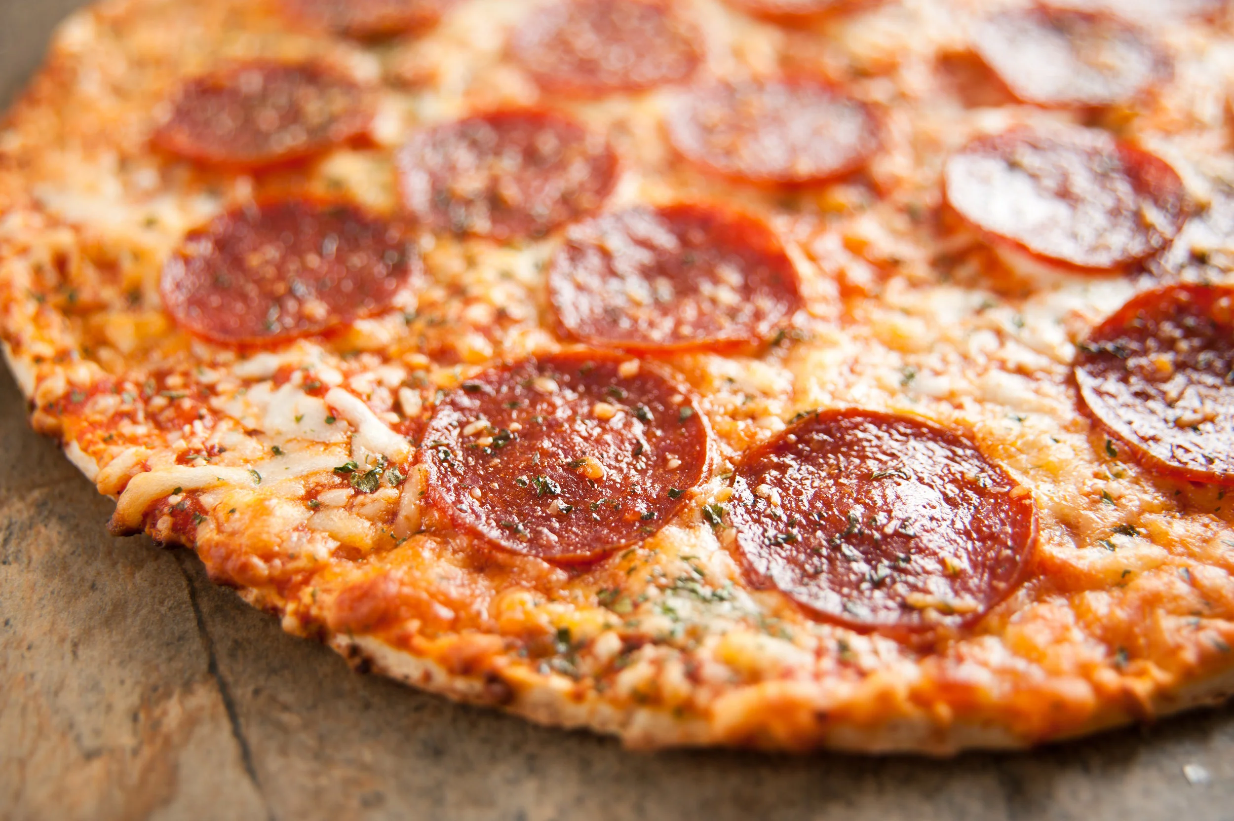 pepperoni pizza image2.jpg