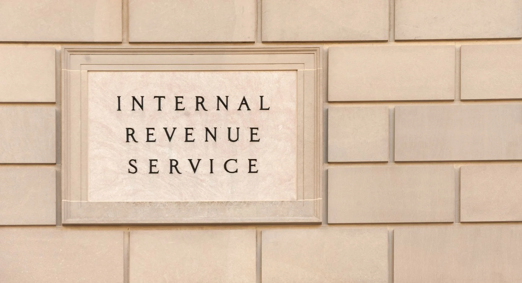 IRS+Building+Plaque-EMAIL+AdobeStock_131610852.jpg