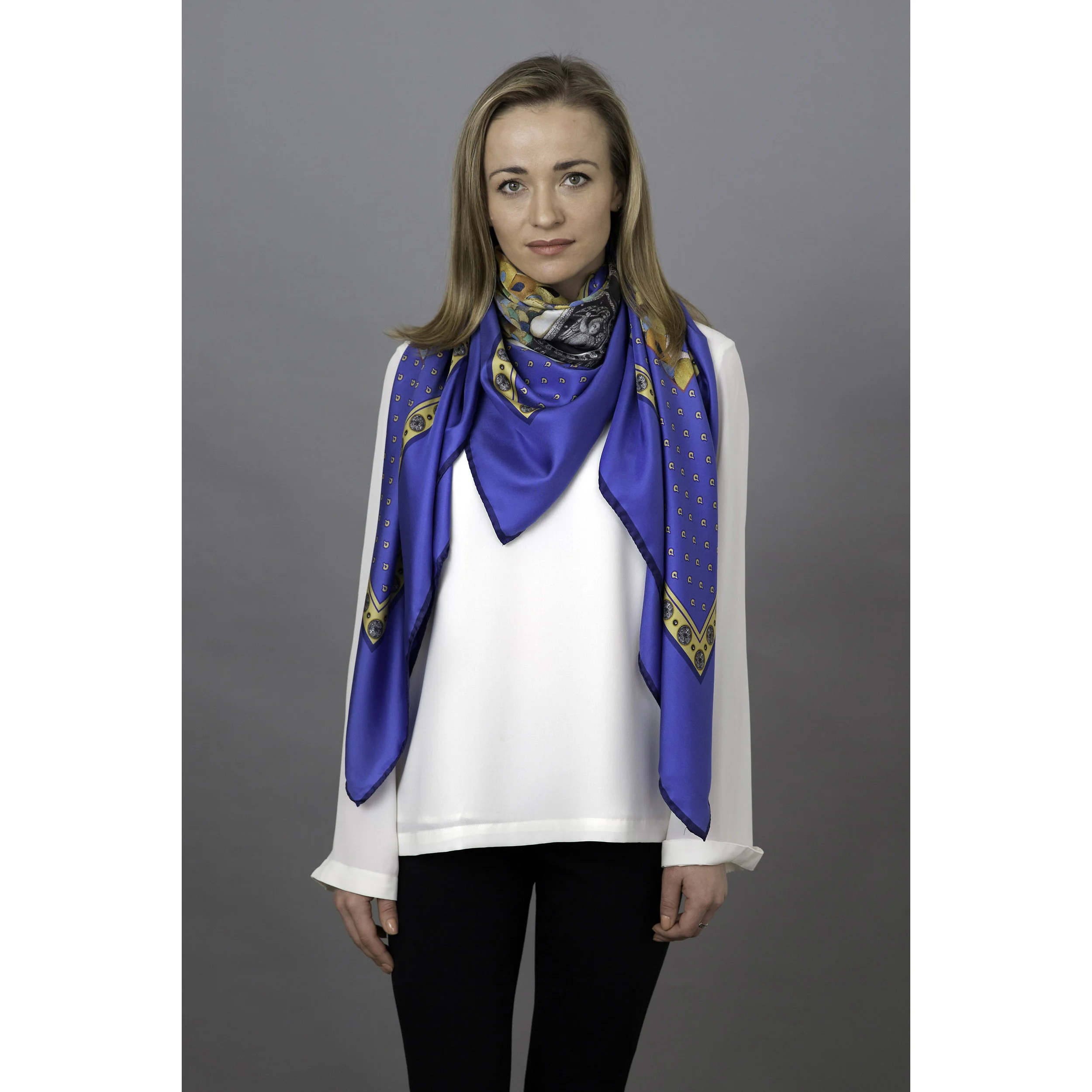 RZ016_WoF 5_silk_016-03.jpg