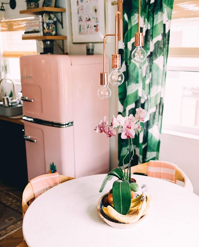 Hey friends! Can you help us out!? 🍍⁣
⁣
We're looking for a designer to help out with a super fun marketing &amp; merchandise project! Tag your friends below!⁣
⁣
In the meantime, enjoy the pink fridge at the #tinybirdhome Airbnb!