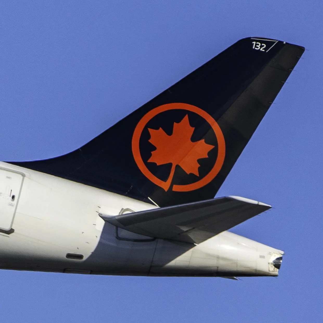 Air Canada Airbus A220-300