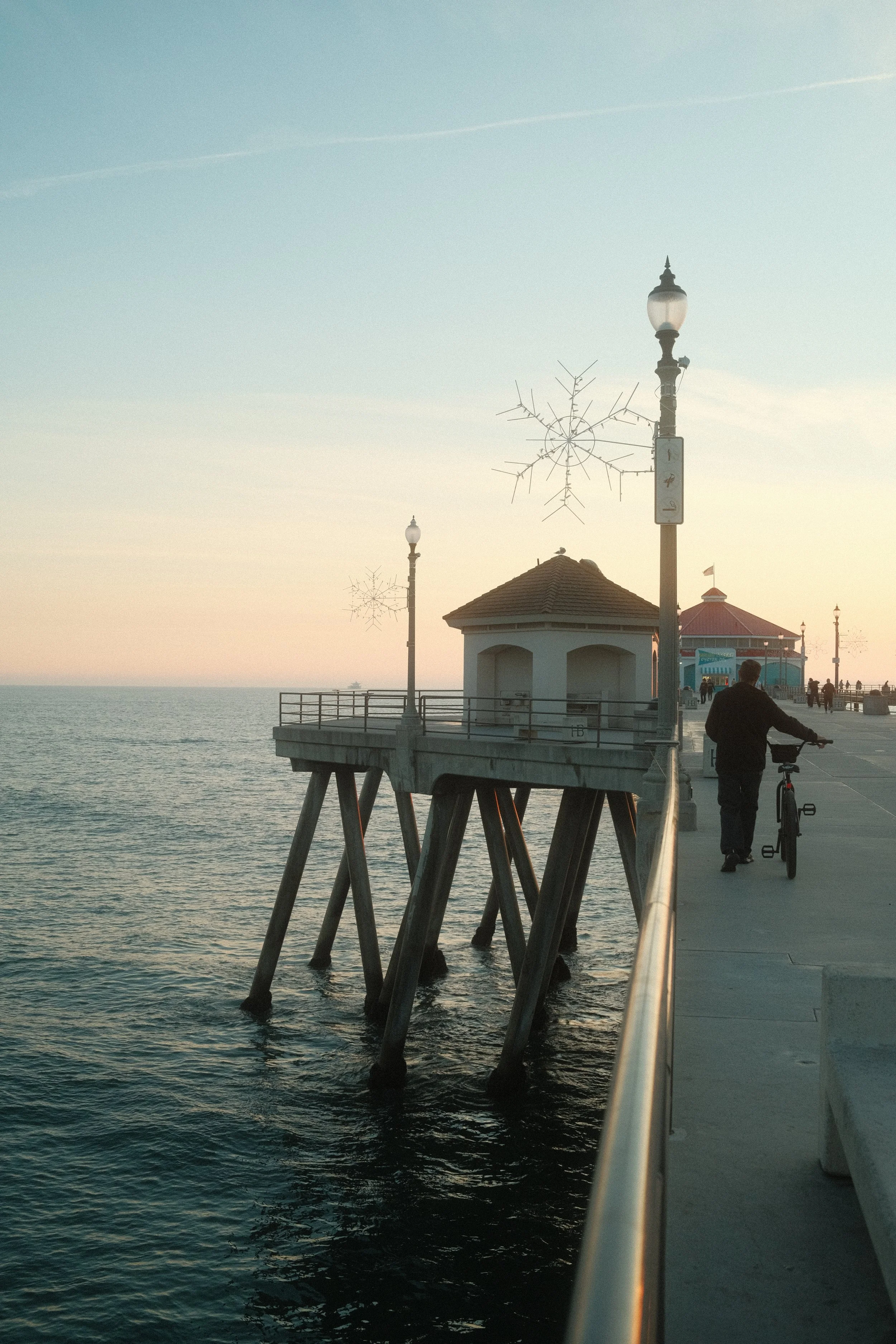 Huntington Beach, CA; December 2025