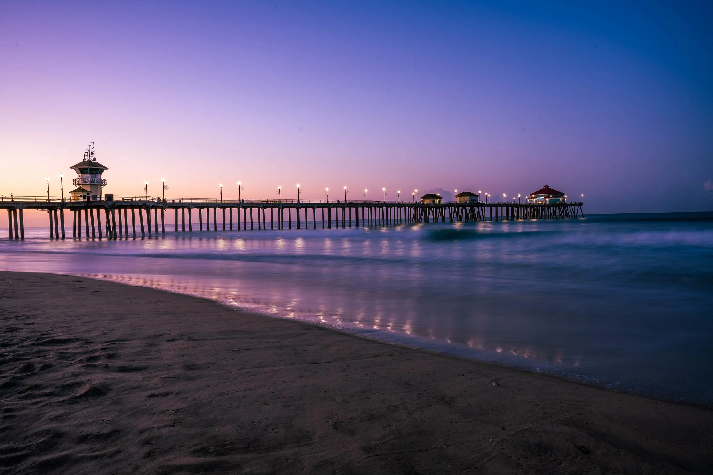 Huntington Beach, CA; November 2023