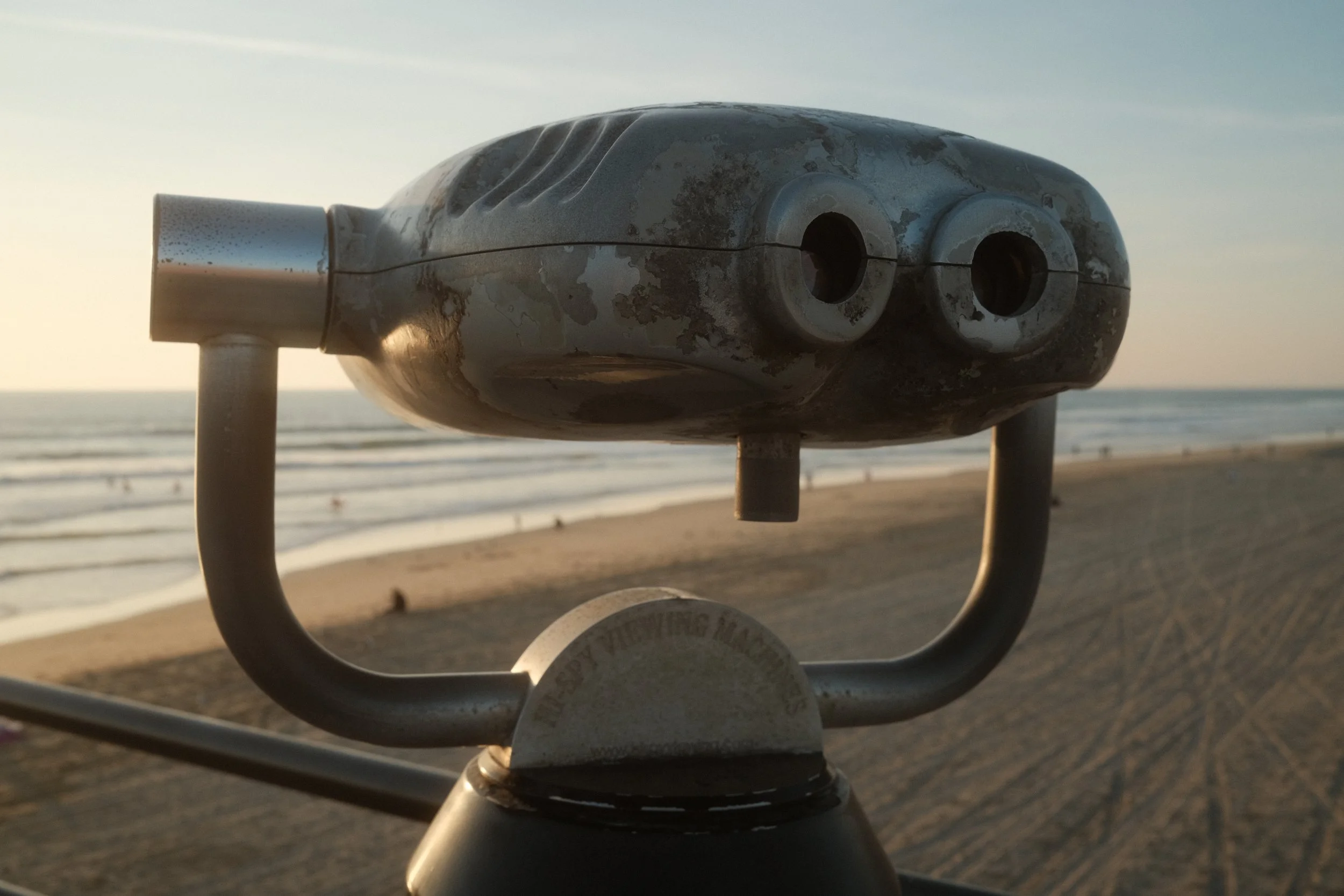 Huntington Beach, CA; December 2025