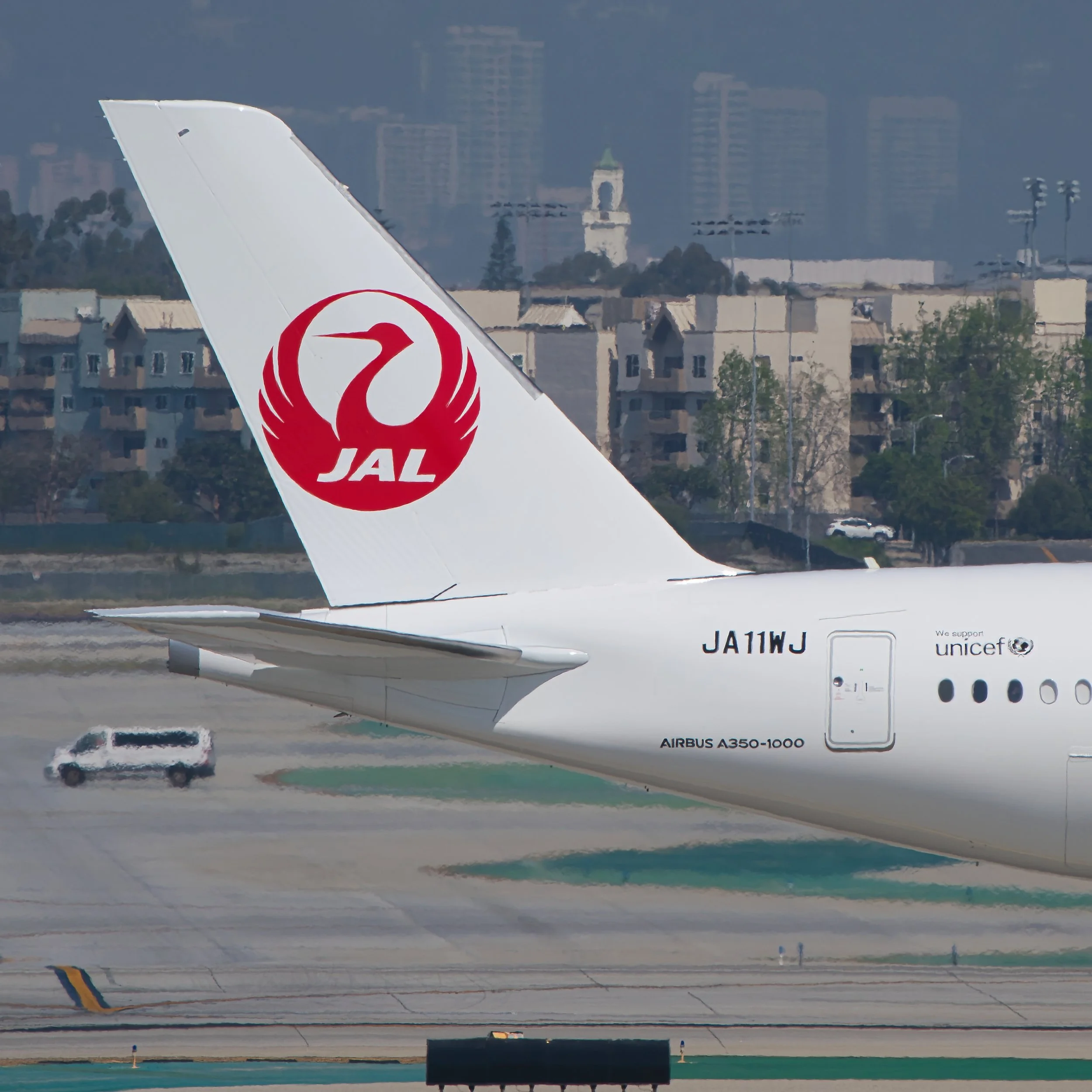 Japan Airlines Airbus A350-1000