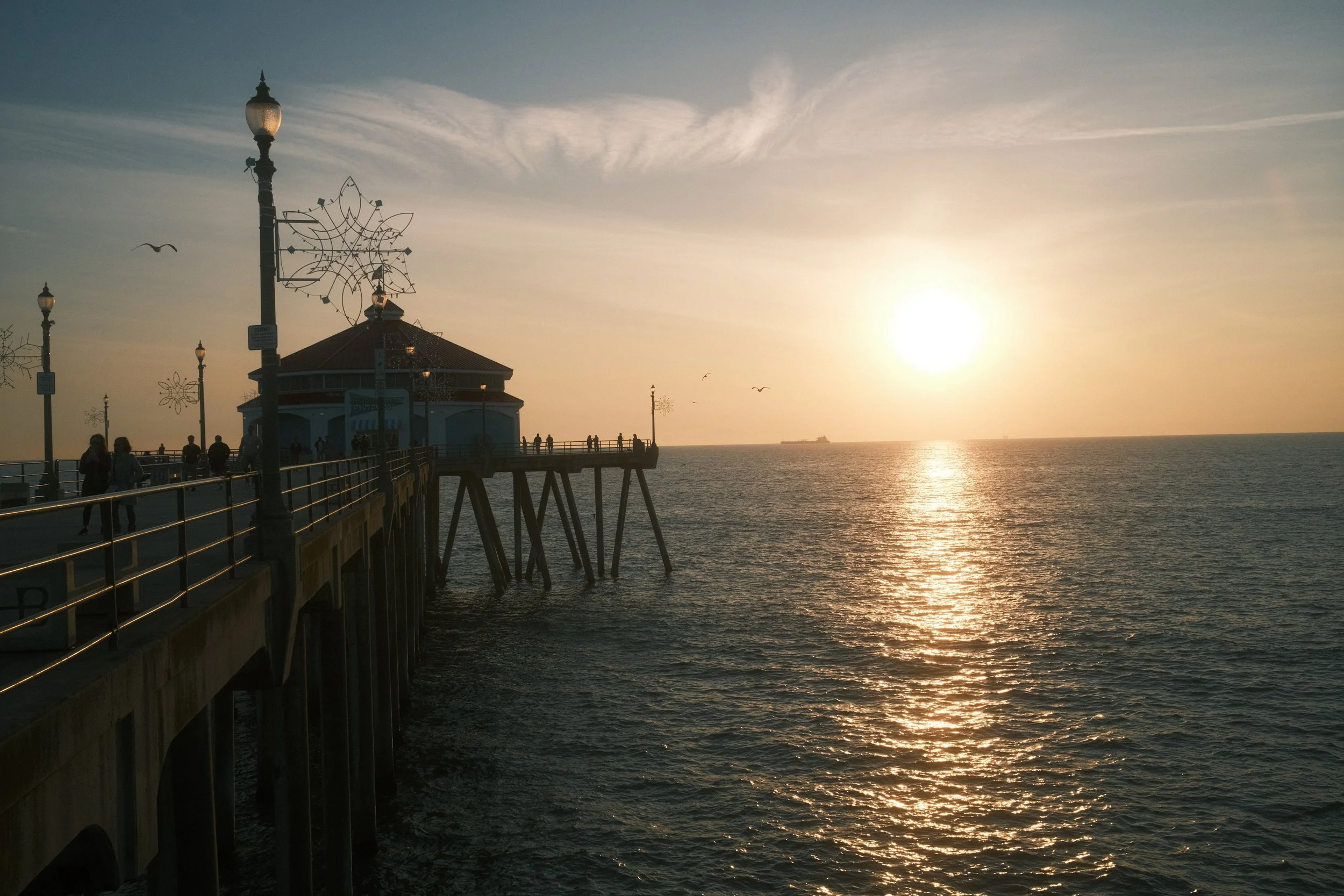 Huntington Beach, CA; December 2025