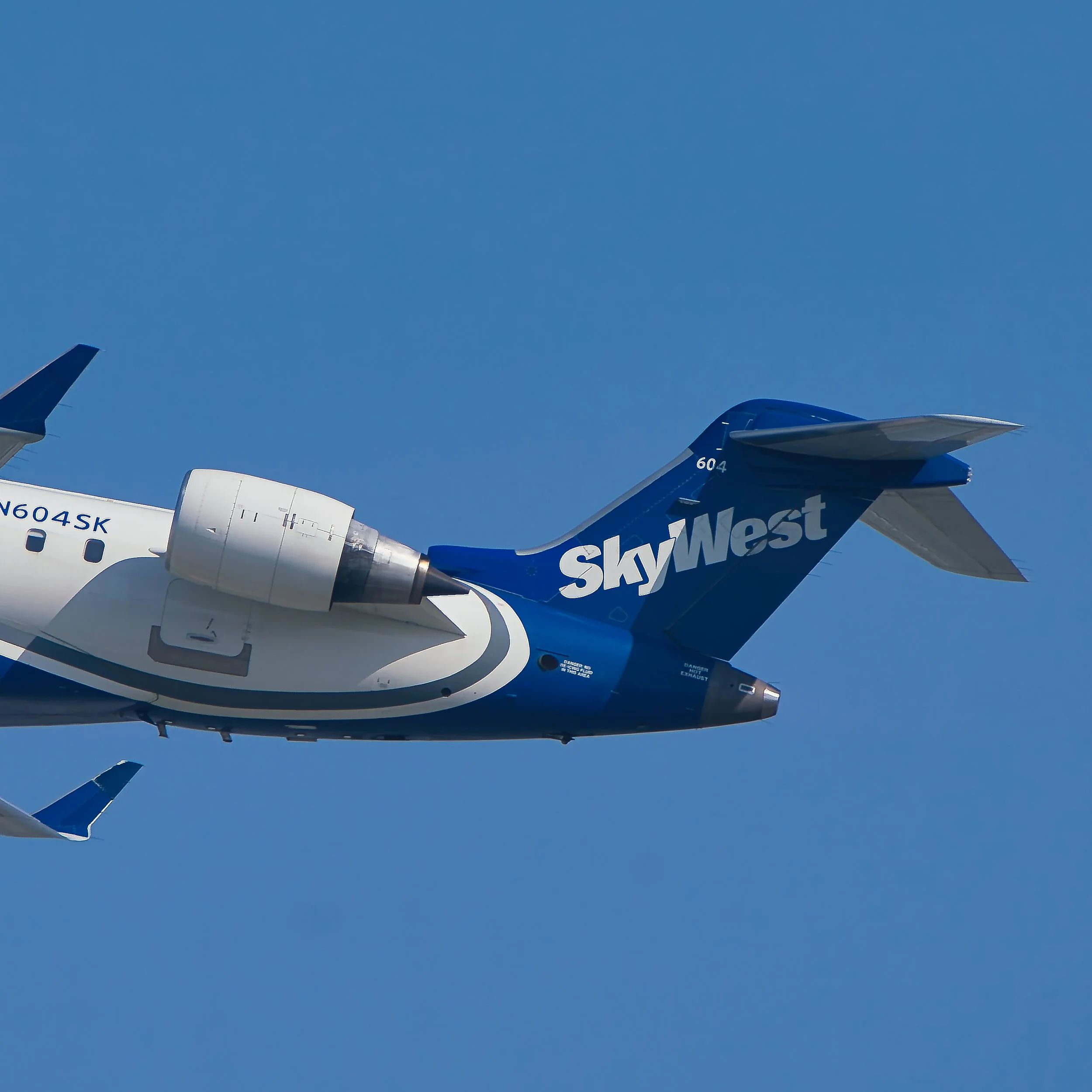 SkyWest Mitsubishi CRJ-700