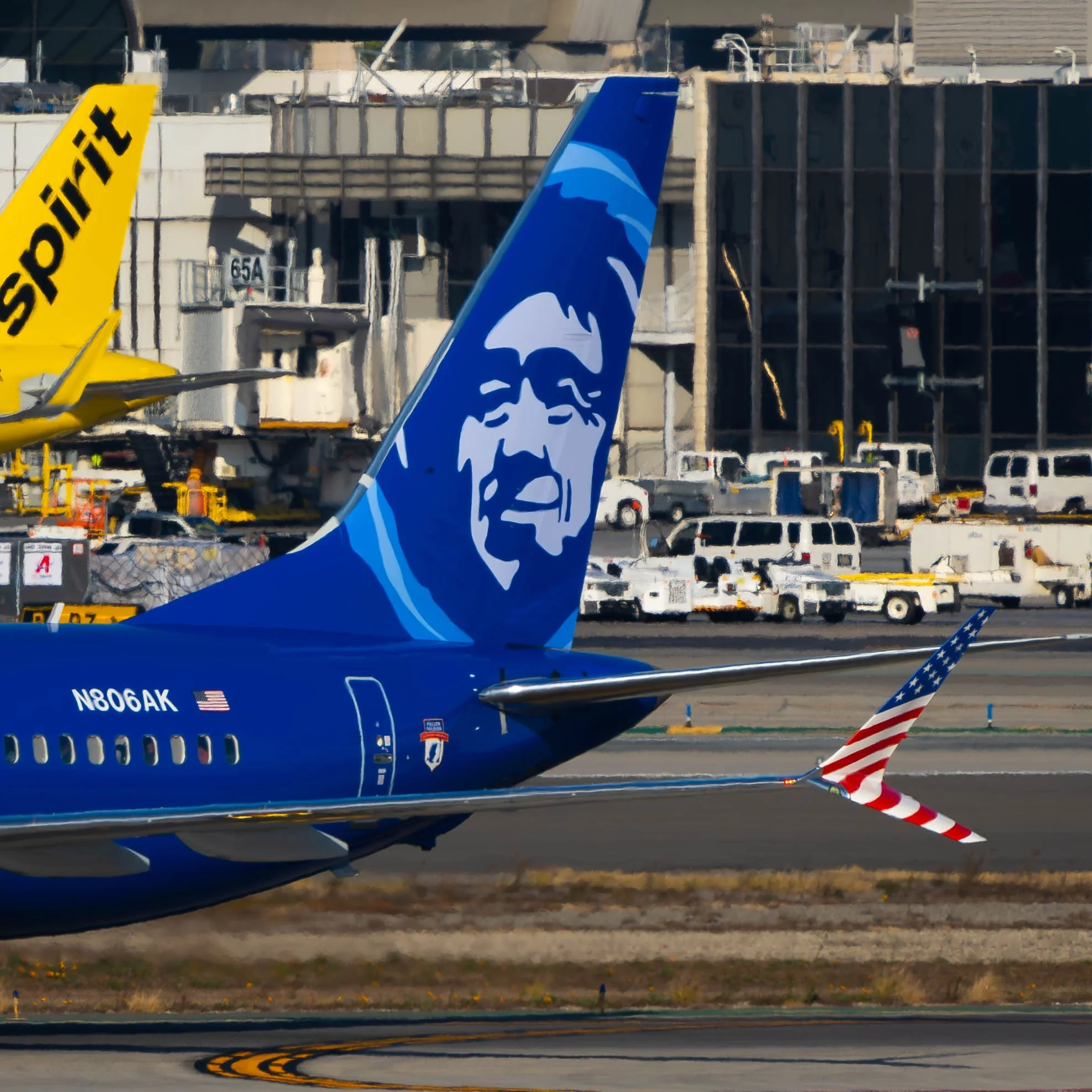 Alaska Airlines Boeing 737 MAX9 "Honoring Those Who Serve"