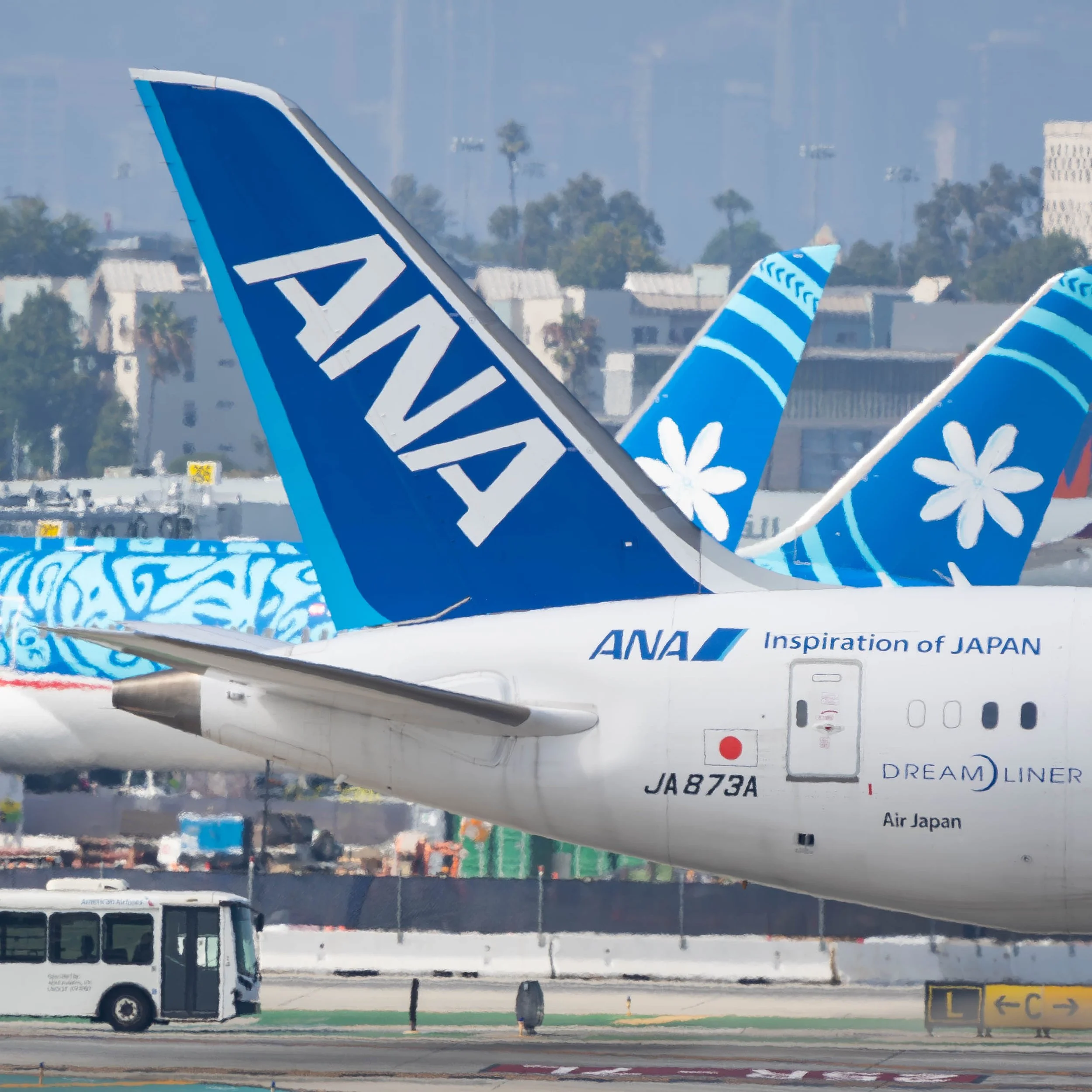 All Nippon Airways Boeing 787-9 "R2D2" Livery