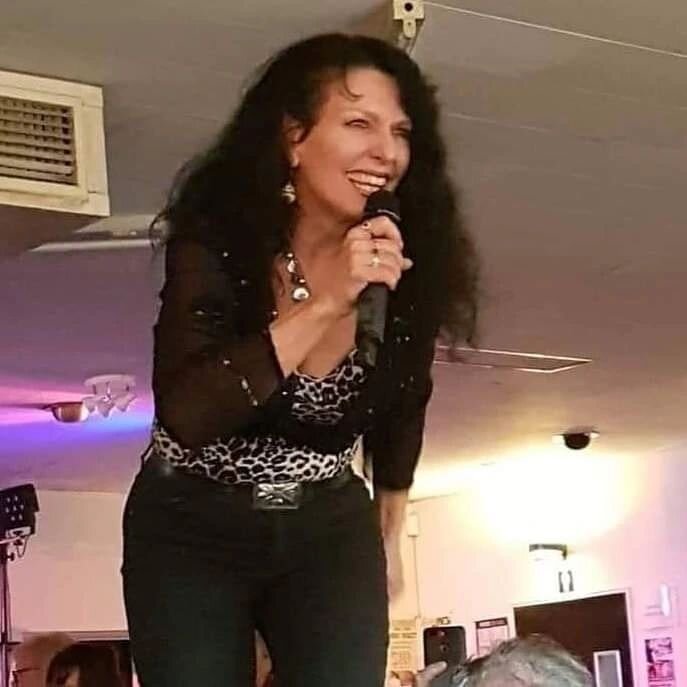 Hello music lovers.
Fun mothers day show coming up on May 13th at St Anne's Winery. 
3 Belvoir Park Rd, Bendigo.
With pianist Boris Conley
I'll be singing Wild Women Show and A La Carte set... audience choose the female singer and I'll  sing the song