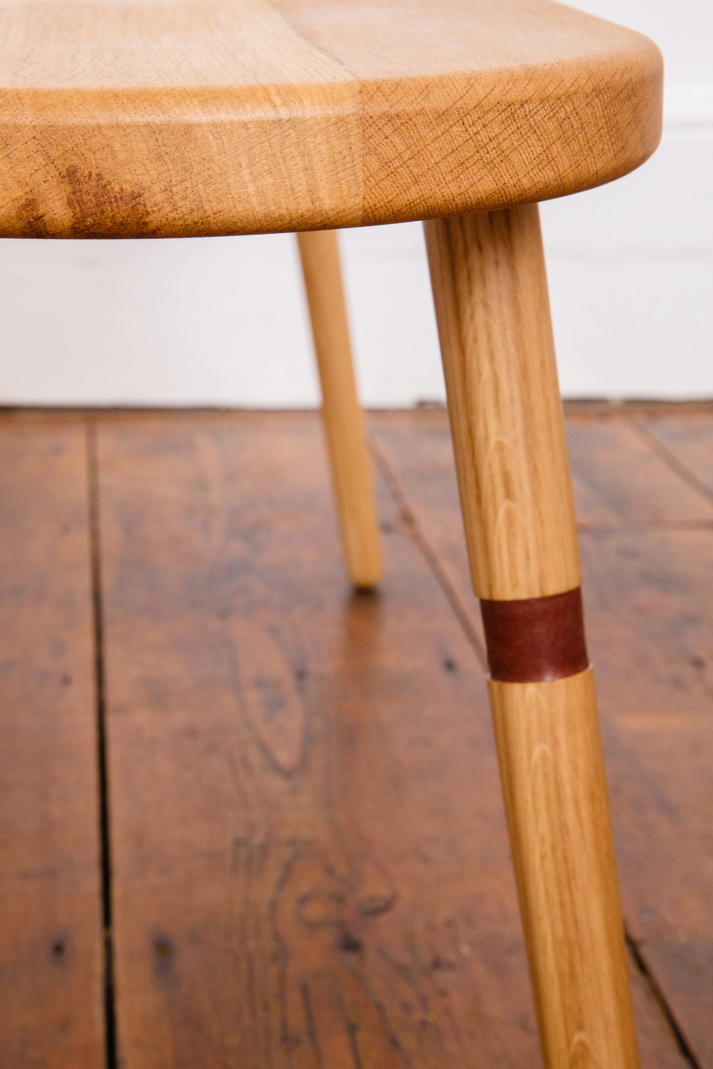 Pete Hill Design -Full Grain Bench Close Up - Hi Res.jpg