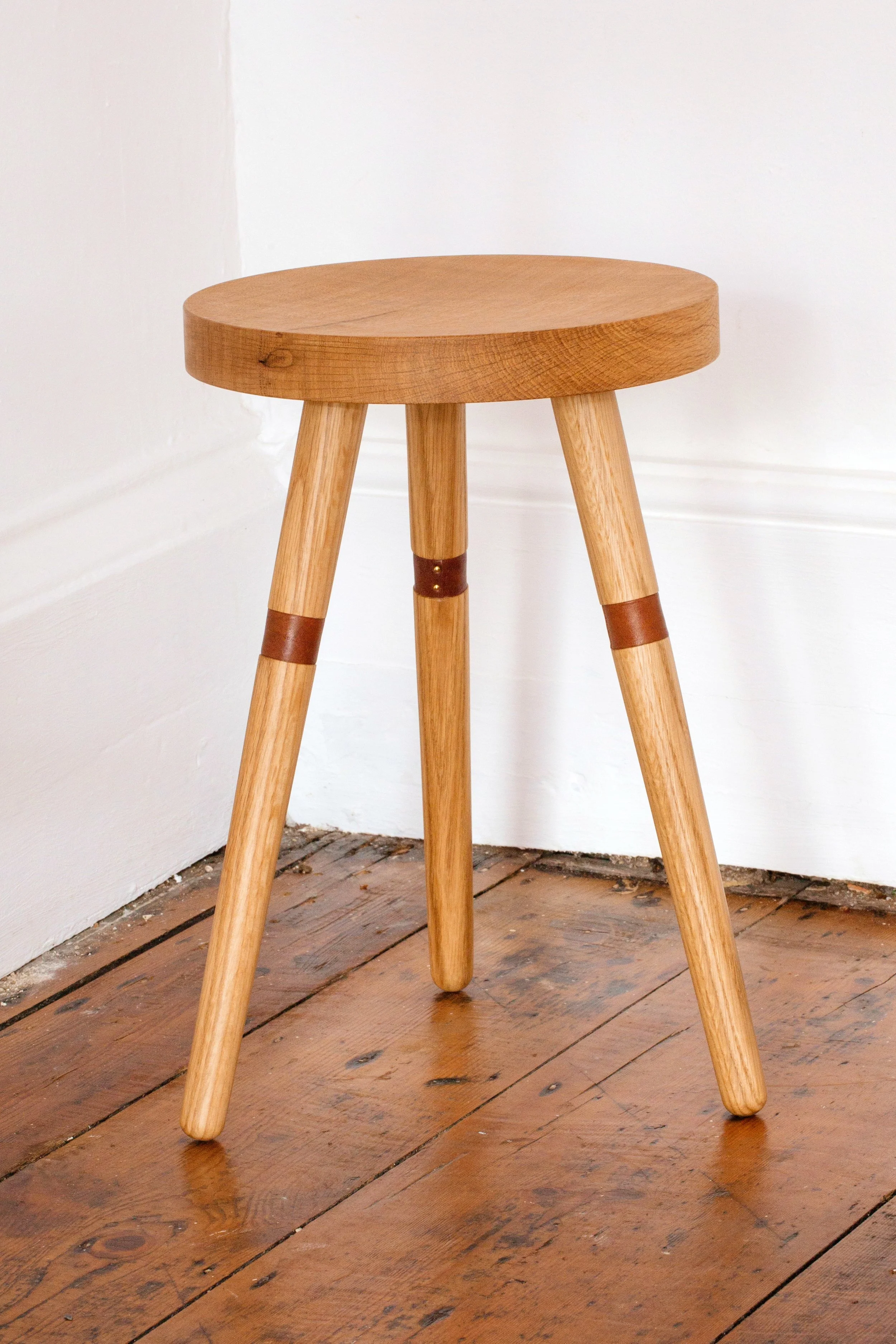 Pete Hill Design - Sculpted Stool - Oak & Leather - Hi Res Edit.jpg
