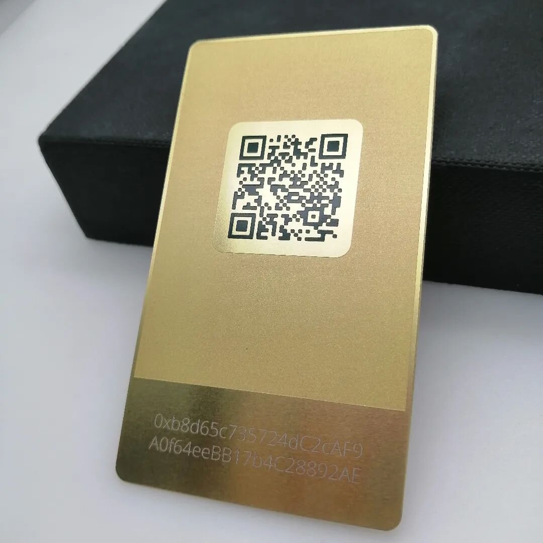 Frosted gold mirror finish with QR code. Dazzling nice 😉 #marketing #metal #businesscards #networking #promotional #matt #metallicdesignuk