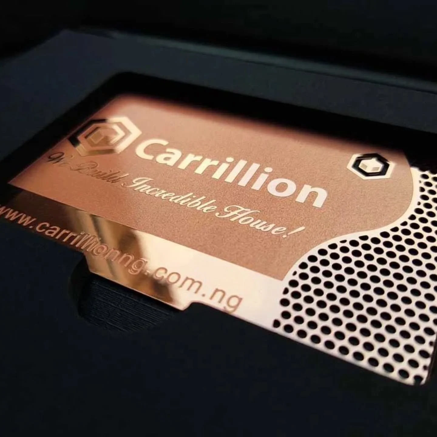 Metal copper business card with honey comb finish. This is how you make an impression 👏

#metalcards #businessowner #personalbrand #brandidentity #businesscardprinting #metalart #branddesign #luxurybranding #metalcard #branding #businesscarddesigns 