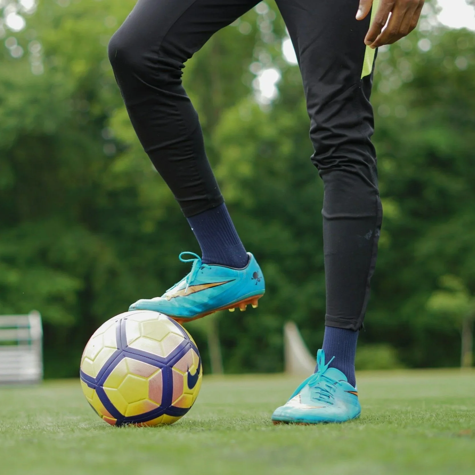 Soccer Cleats: How $30 Budget Brands Are Outselling Nike on Amazon &amp; What It Means for Sellers