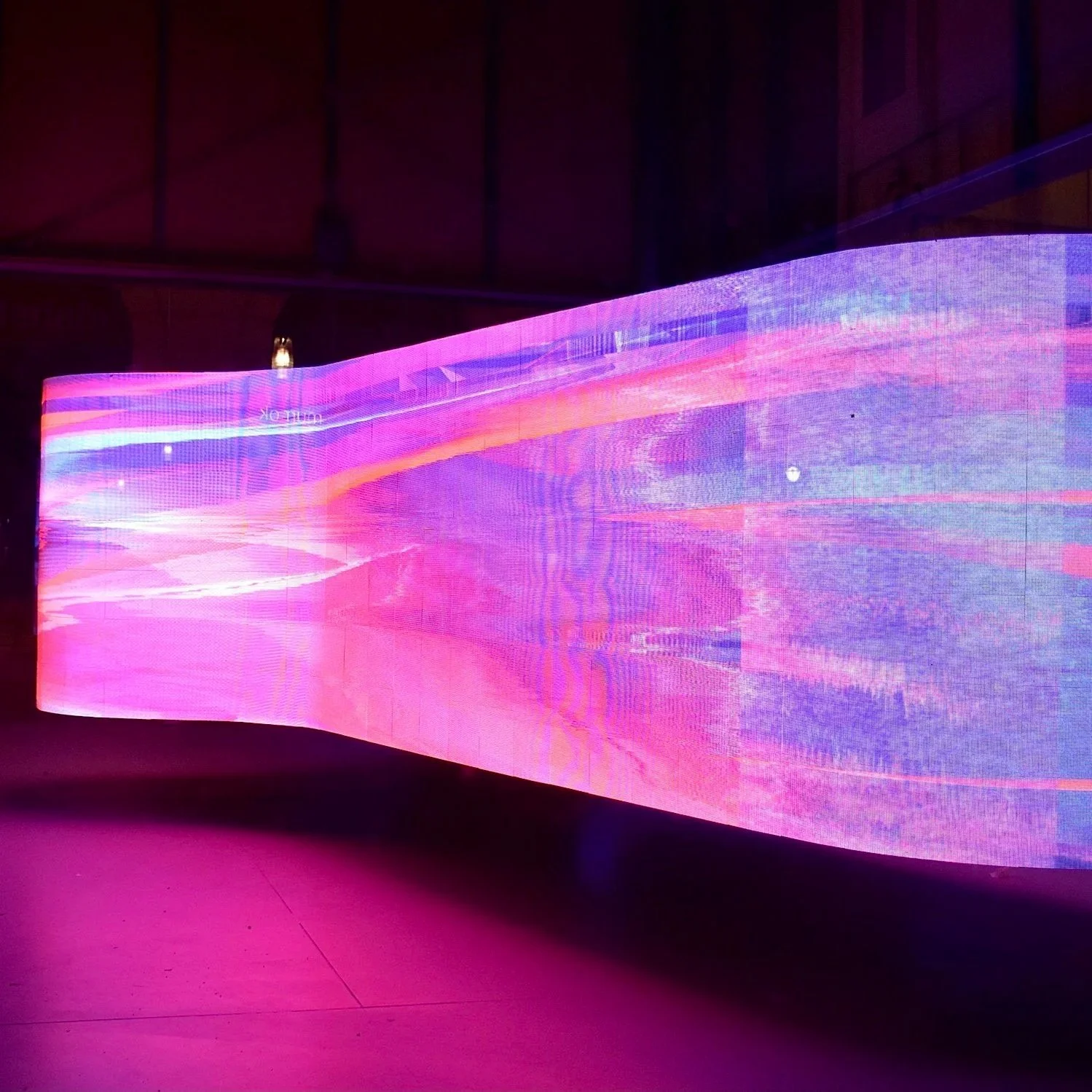 Flexible LED Displays: User Friendly Software , Daylight Visibility &amp; Reliable Local Support Gets More Buyers 