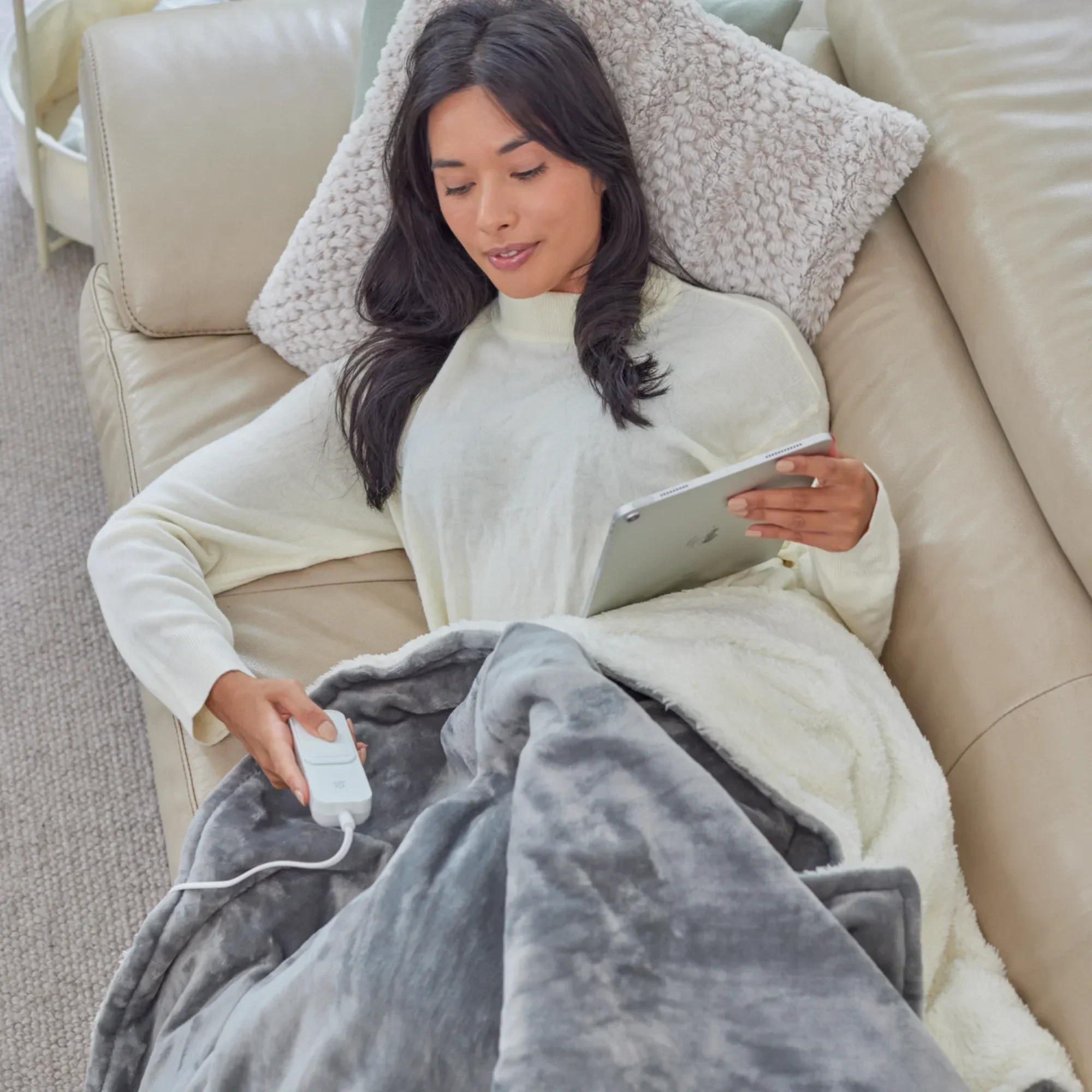 Heated Blankets: Fast Heat-Up, EMF-Safe Certification &amp; Controllers Built to Last Get Happy Buyers
