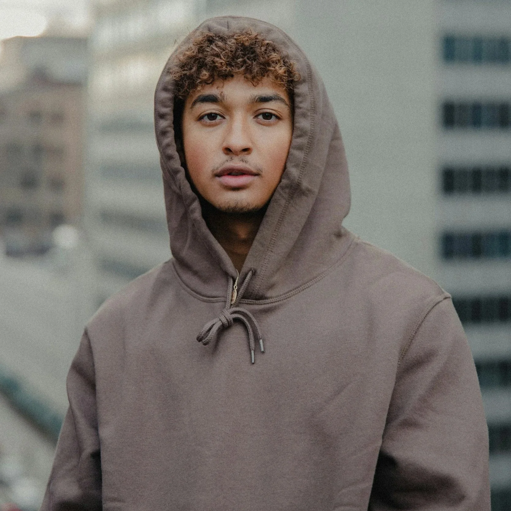 Heavyweight Hoodies and Winter Wear: Stated GSM, Zero Shrinkage Surprises and Hoods That Stay Up Get Sales