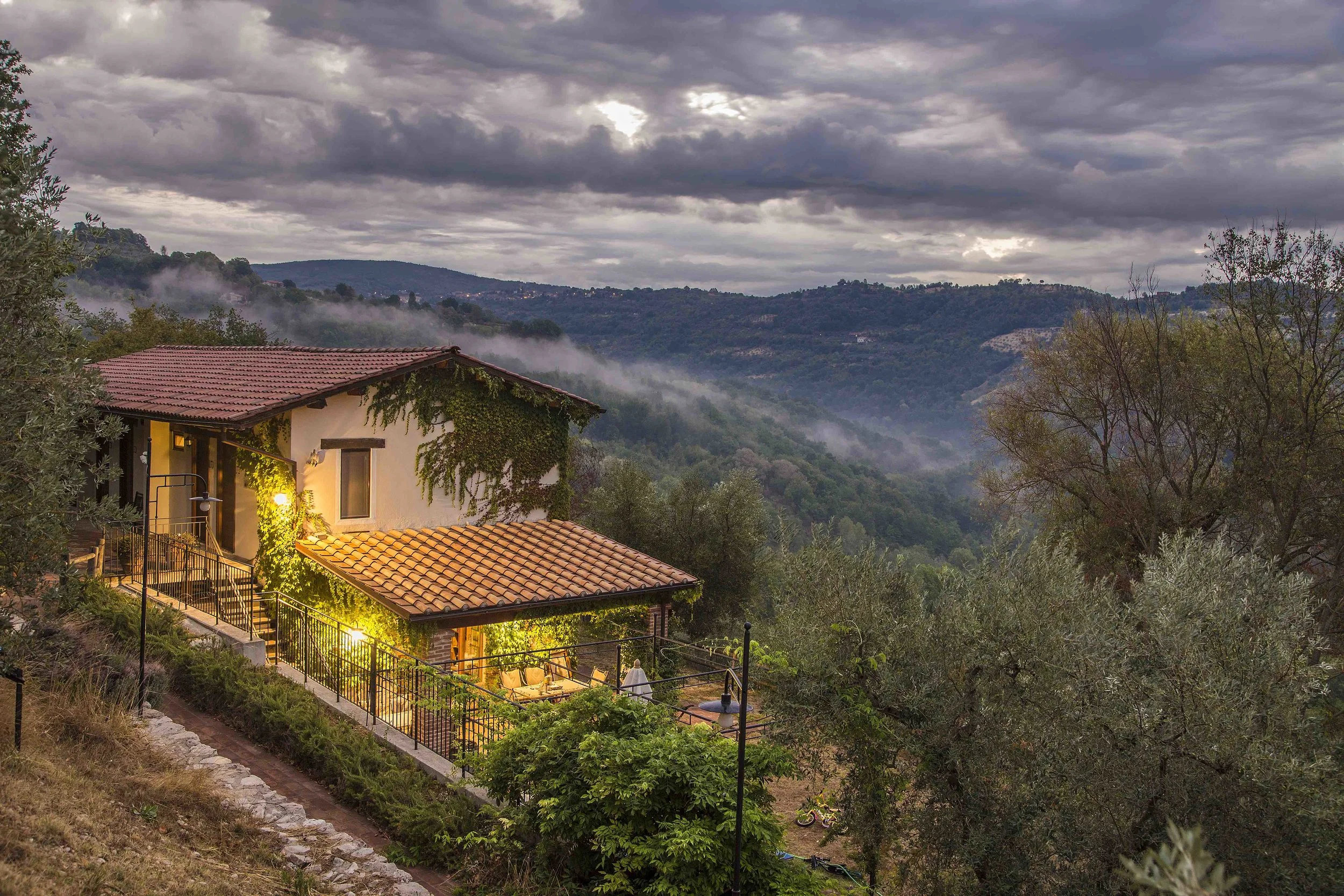 Agriturismo_September_clouds.jpg