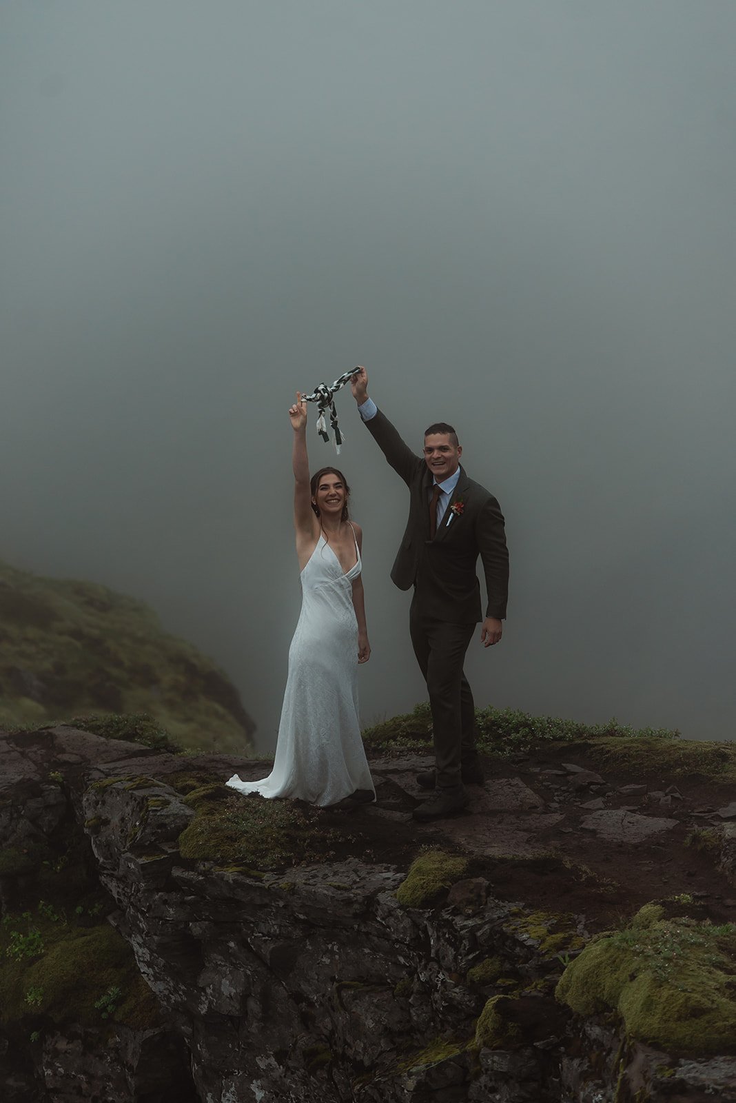 M+J-Elopement-Iceland-124_websize.jpeg