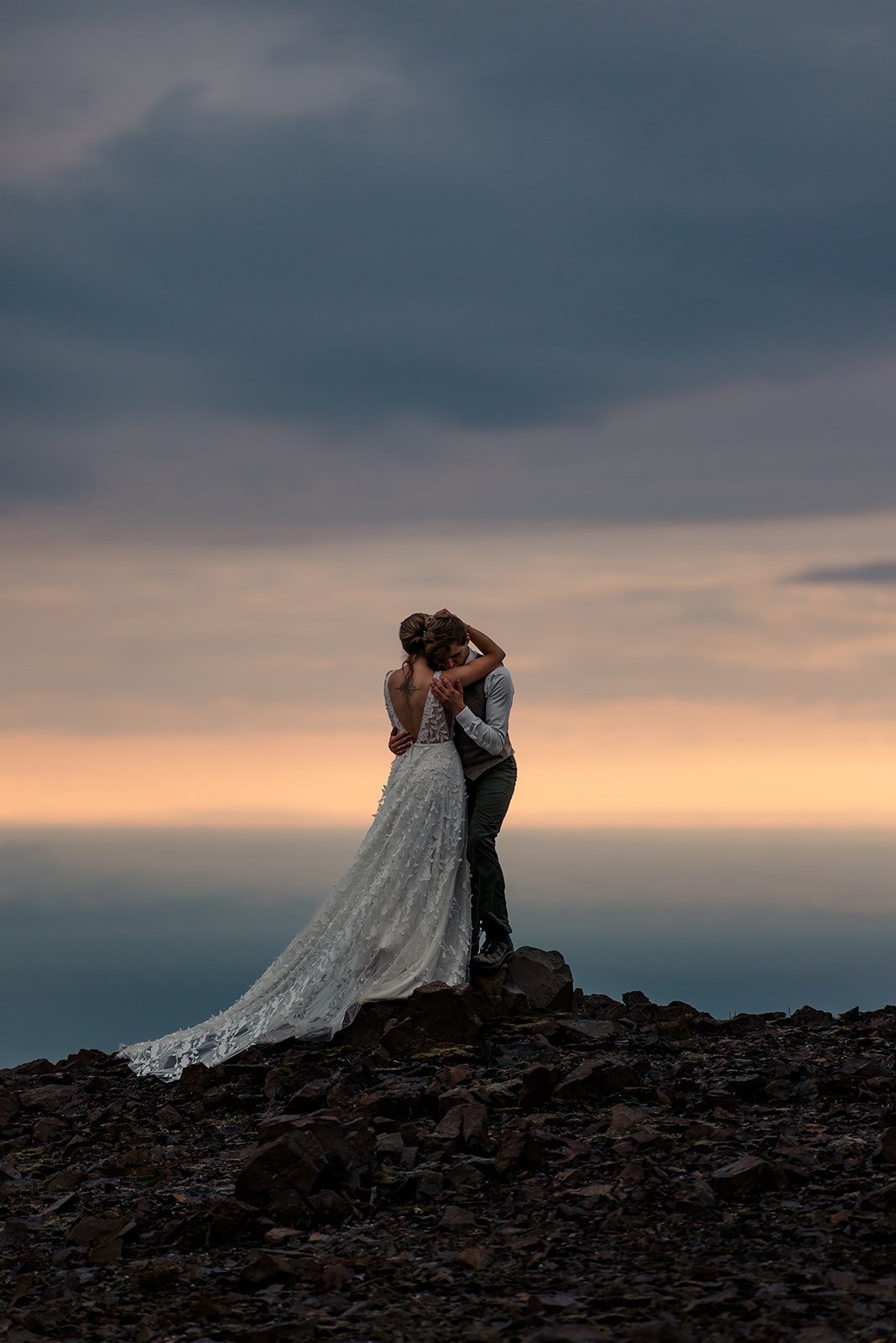 T+E-Elopement-Iceland-442_websize.jpeg