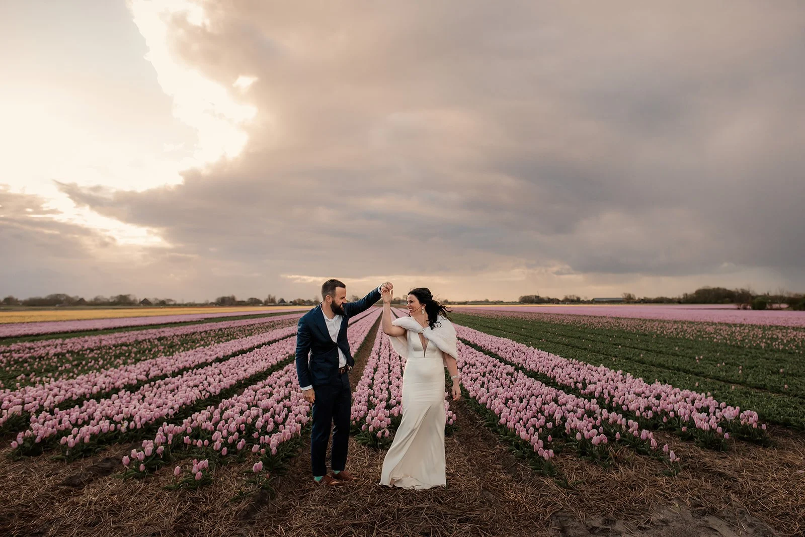 H+R-Tulip-Elopement-Netherlands-145_websize.jpg