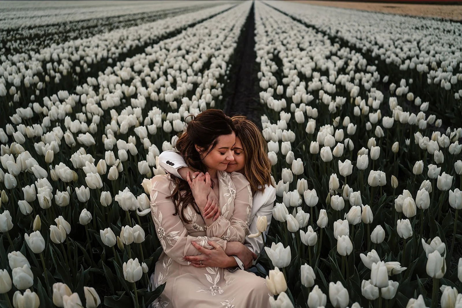 Tulip-elopement-holland.jpg