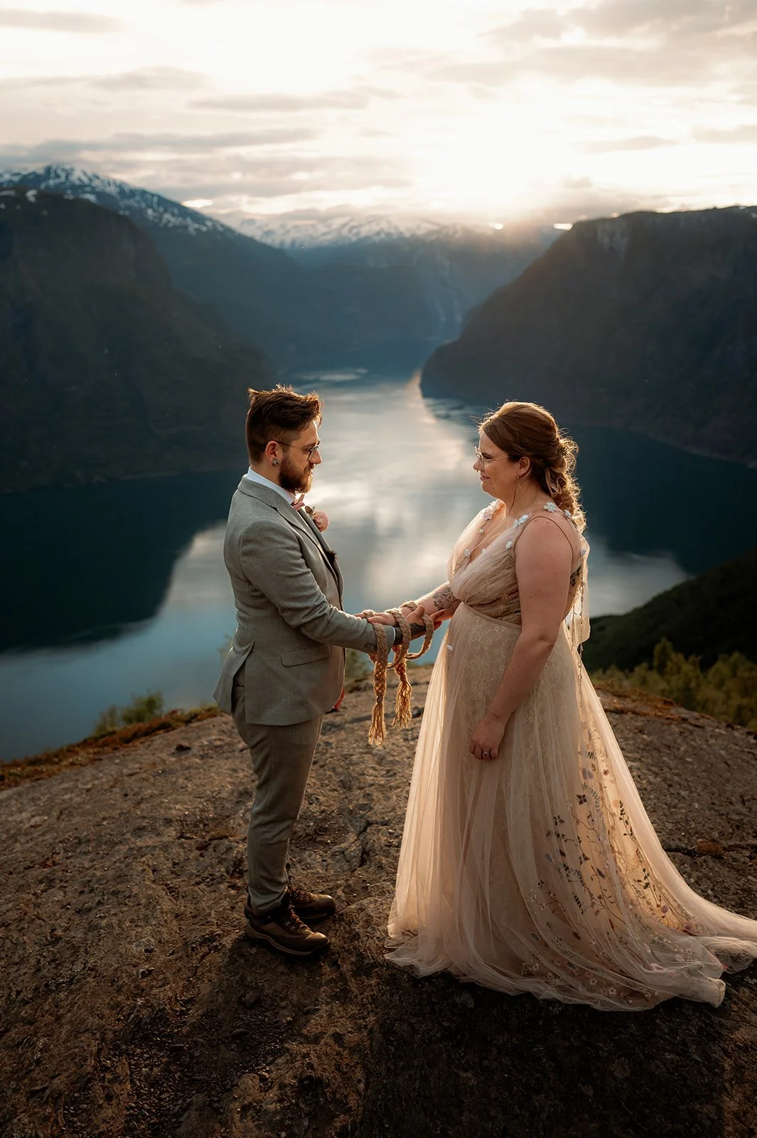 L+W-Norway-Elopement-253_websize.jpg