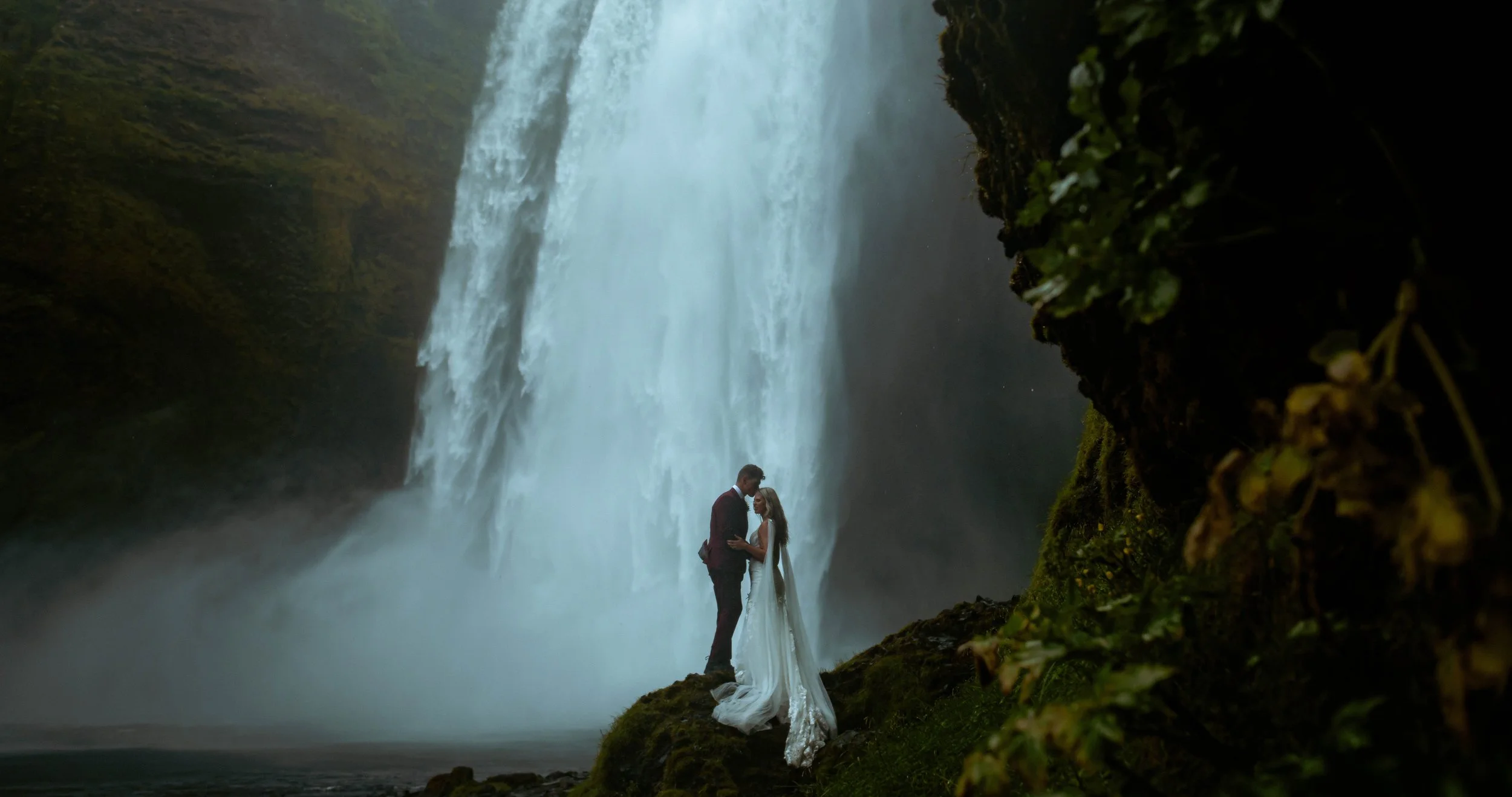 Iceland-elopement-photographer-1.jpg