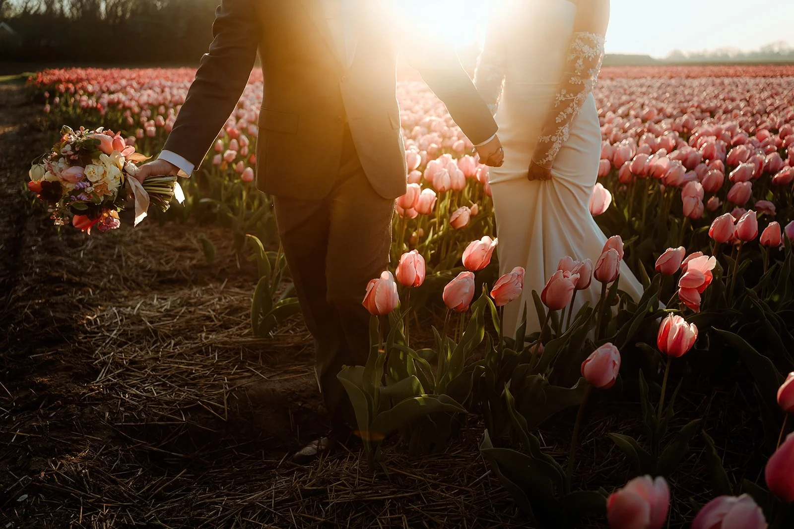Tulips-Elopement-holland.jpg