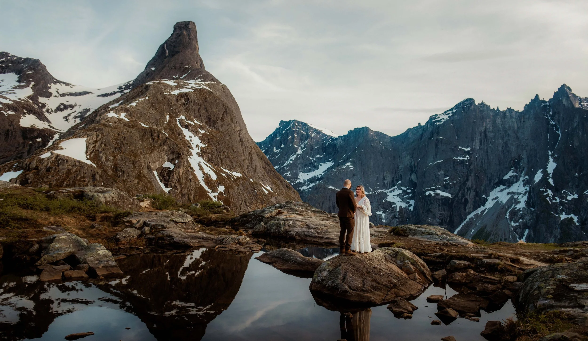 Norway-elopement-photographer-3.jpg