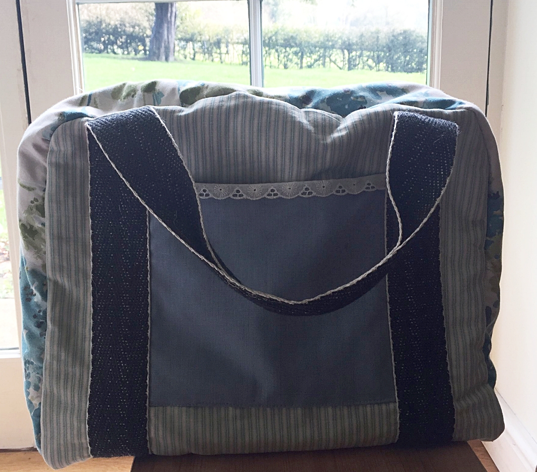  - Here's one I made earlier...my very own bag for my sewing machine
