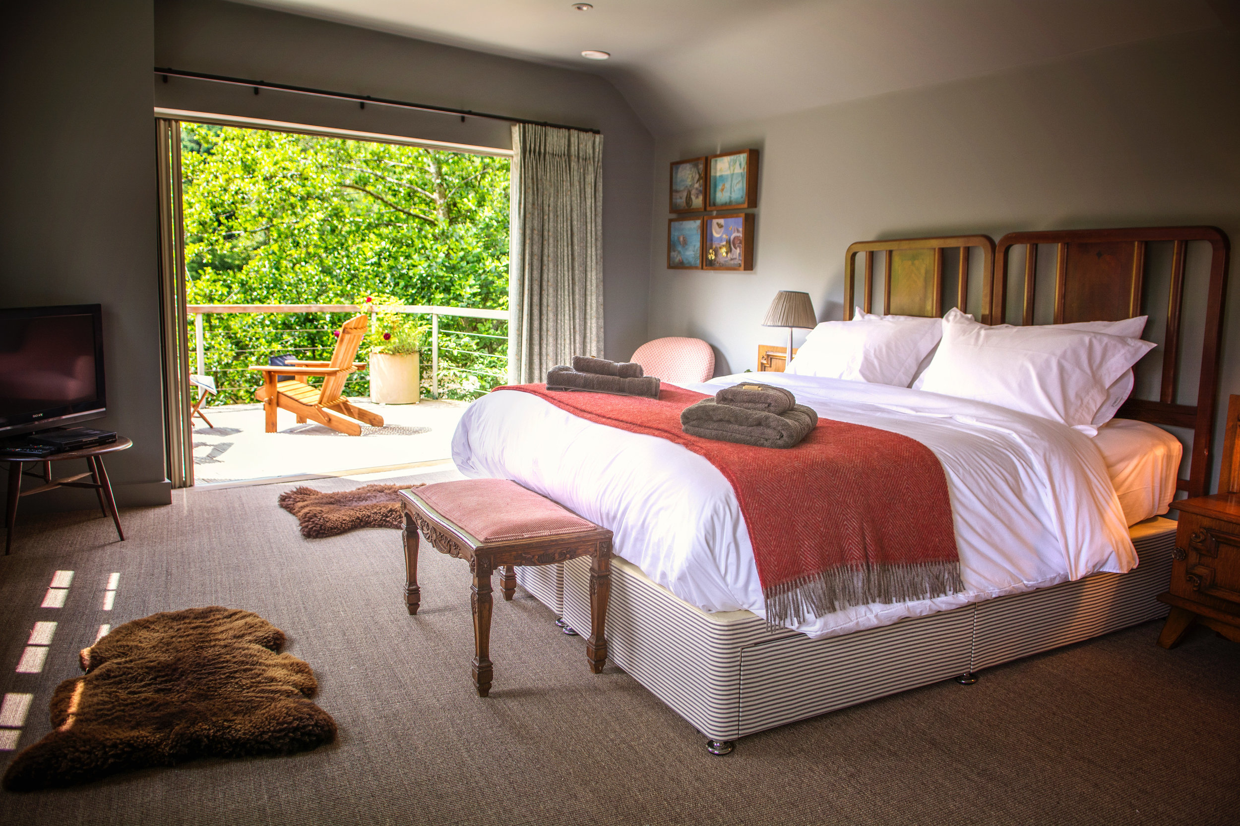 A room with a view and a place for escape