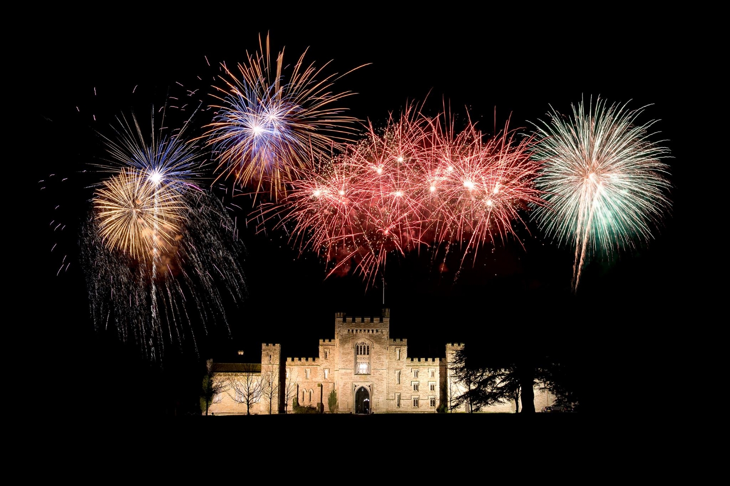 Hampton Court Castle Firework Spectacular
