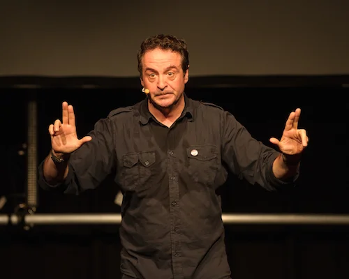 mark thomas