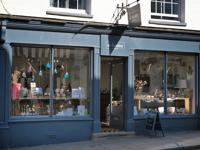 a winning shopfront photo: picturegrafix