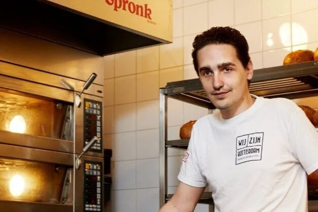 Yoran (33) dacht dat er geen baan voor hem was vanwege zijn blindheid