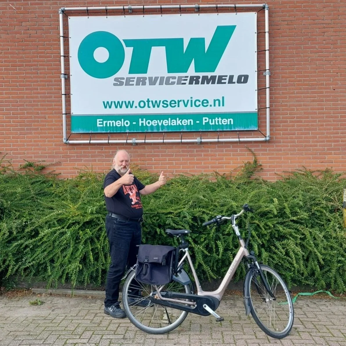 #nietbijpakkenneerzittenheld 