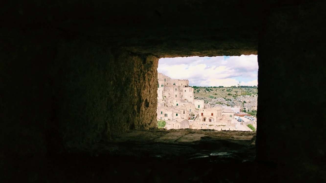 Matera Peep-Hole.JPG