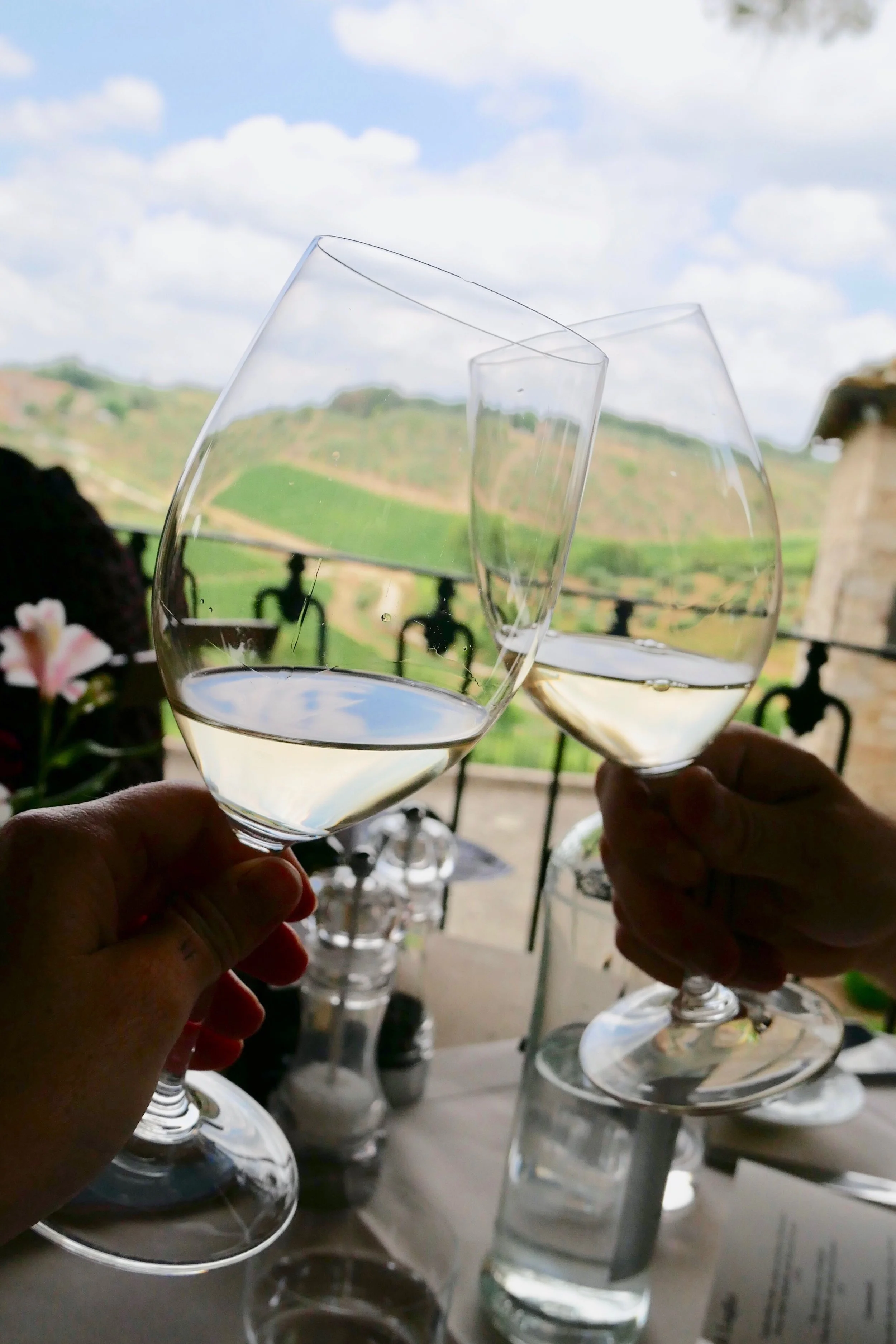 Ama - White Wine Toast.JPG