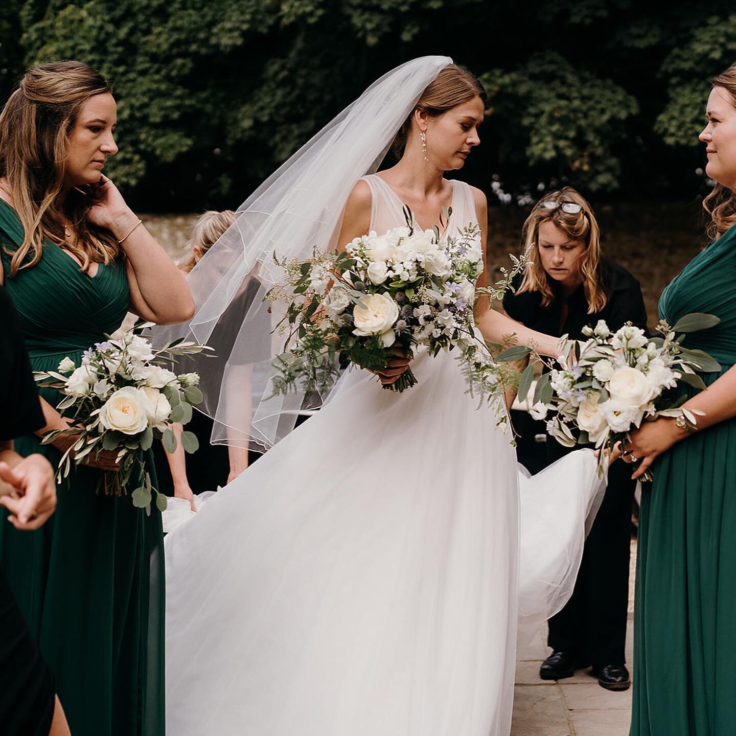 Love these shots of a beautiful Bride and friend. Flowers and maids everywhere in the fun but dizzying last few minutes before walking down the aisle. Cut to 5 minutes later and look at the serene happy bliss 🤍 

What its all about ✨ I always add so