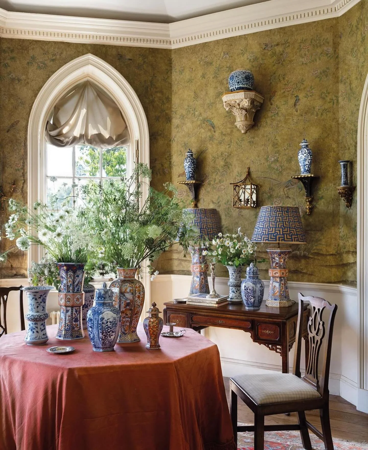 Had to share these beautiful images from a lovely little brief for @degournay this summer.

A boiling hot day at the most enchanting location. A tiny gothic cottage adorned with the most beautiful collection of papers, ceramics, paintings and hand pa