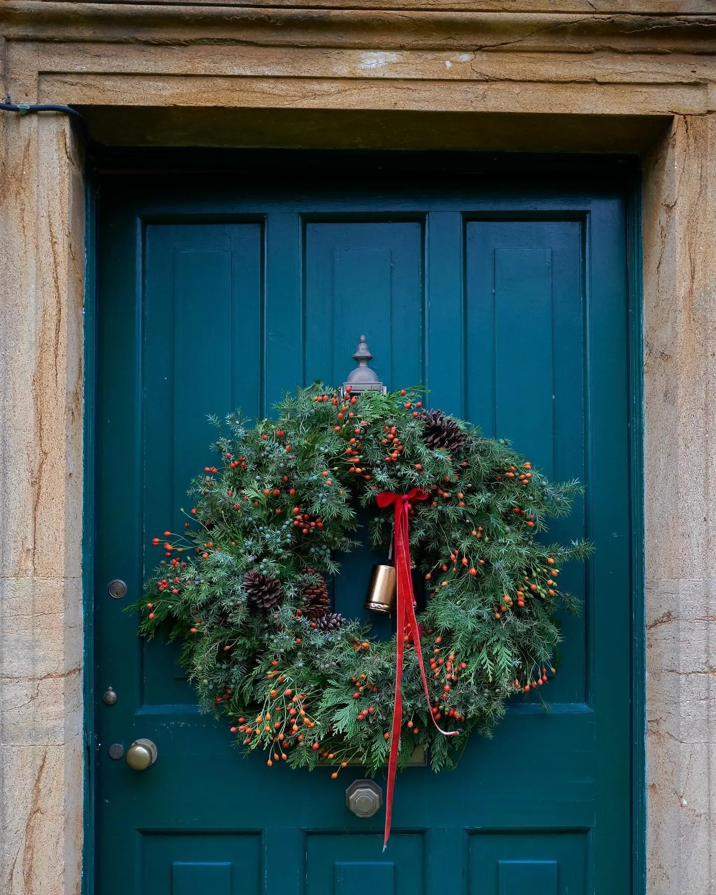 Bushy, bells and bows at home 🔔 🎀