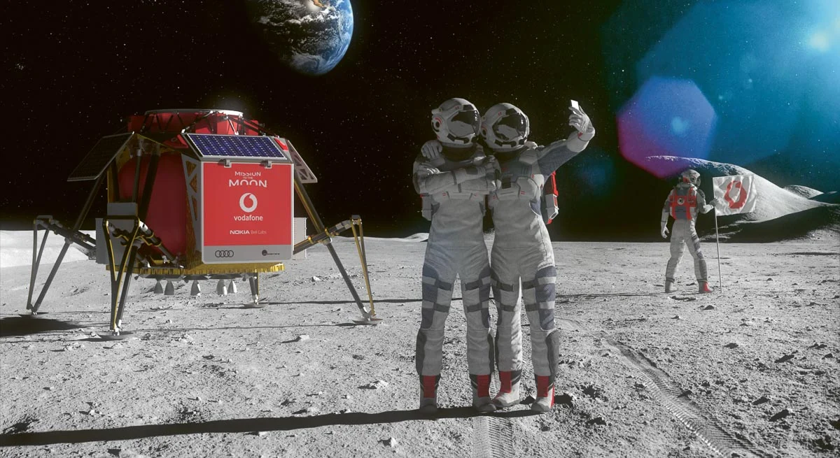 VR kreiert die perfekte Illusion, wie hier bei einem Spaziergang auf dem Mond.