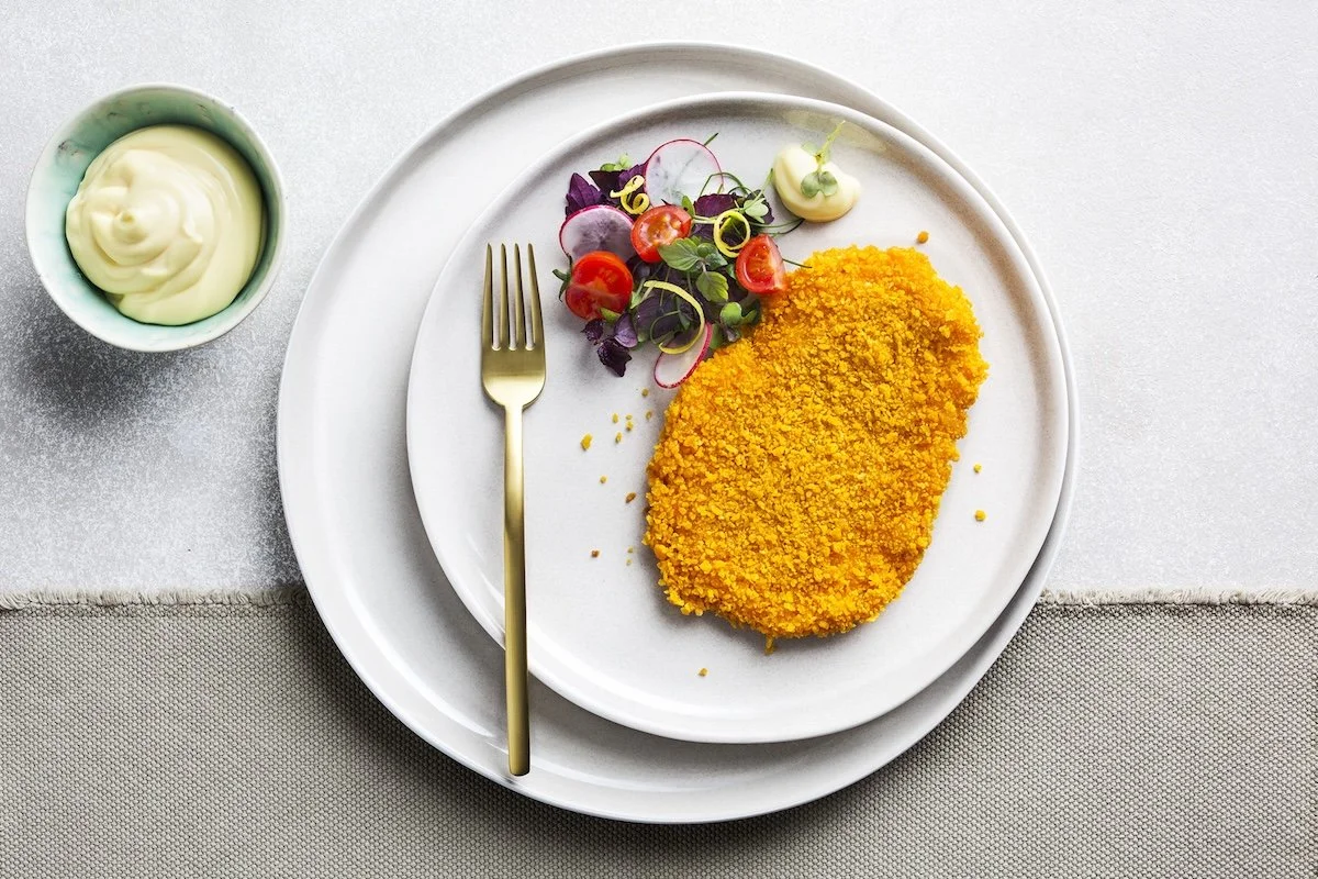 cotoletta con insalatina e maionese.jpg