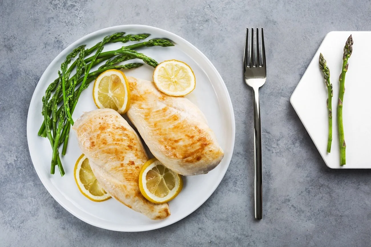 petto di pollo con asparagini.jpeg