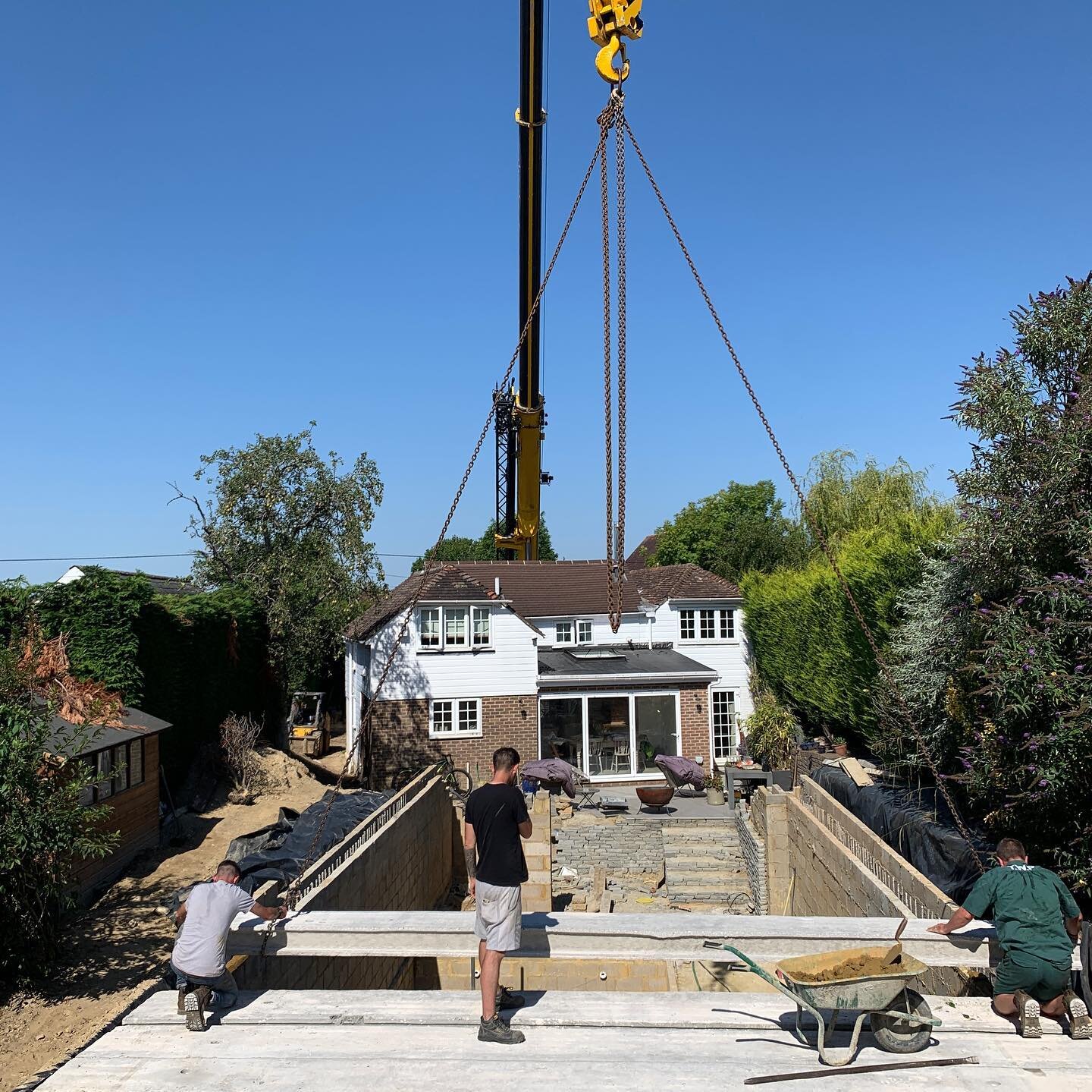 #swimming #pool #roof going on.
#bespoke #garden and #swimmingpooldesign #concrete #indoorswimmingpool  in #uckfield #eastsussex looking forward to the next stage putting the lawn over the roof. www.pnlandscapes.co.uk