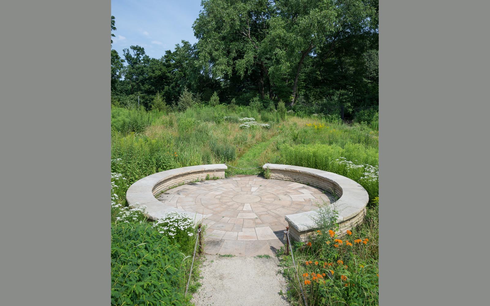 A Jens Jensen-inspired "signature" for Darrel Morrison is the Council Ring